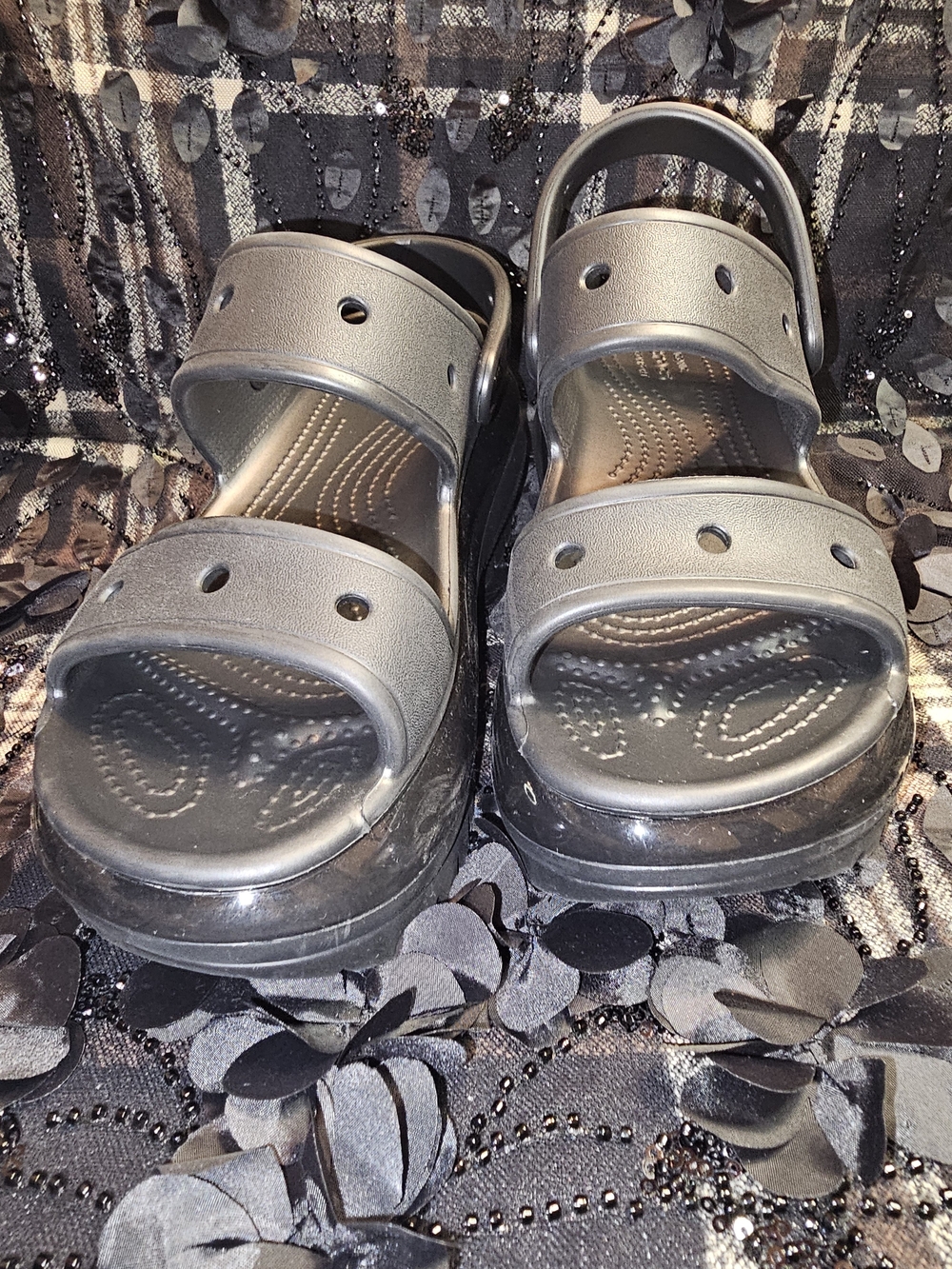 CROCS Metallic Silver Platform Sandals